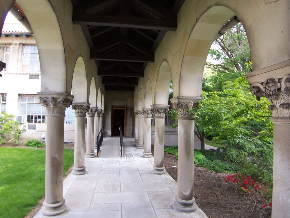 Oberlin Graduate School of Theology Quadrangle, Colonnade