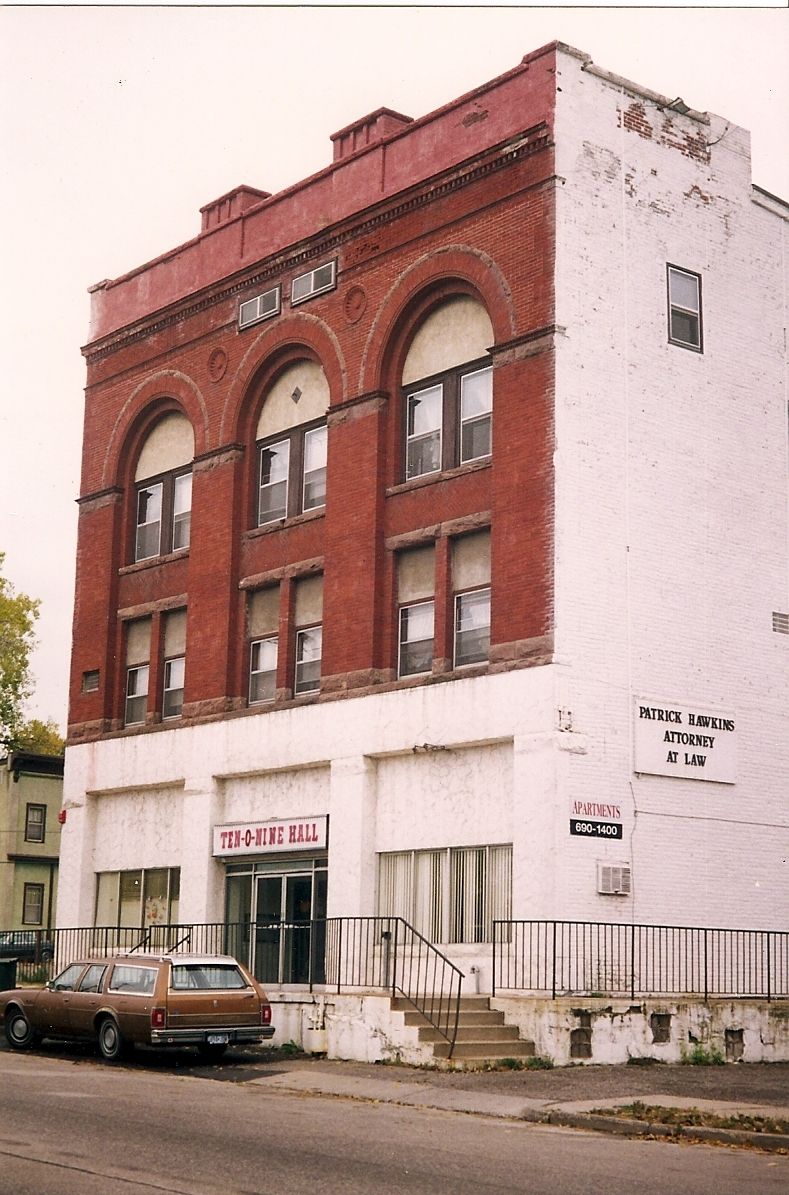 Clark Bryant Block, Exterior view