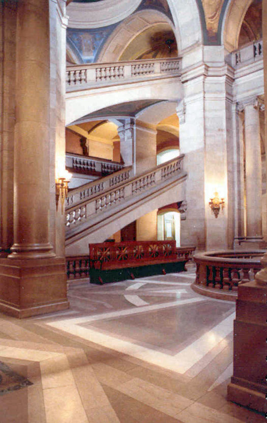 Essex County Courthouse, Essex County, NJ Courthouse rotunda